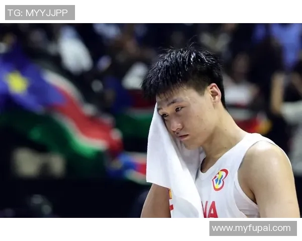 赵睿高效表现12投10中砍下25分3助攻助力球队半场奠定胜局